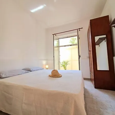Ambra Apartment